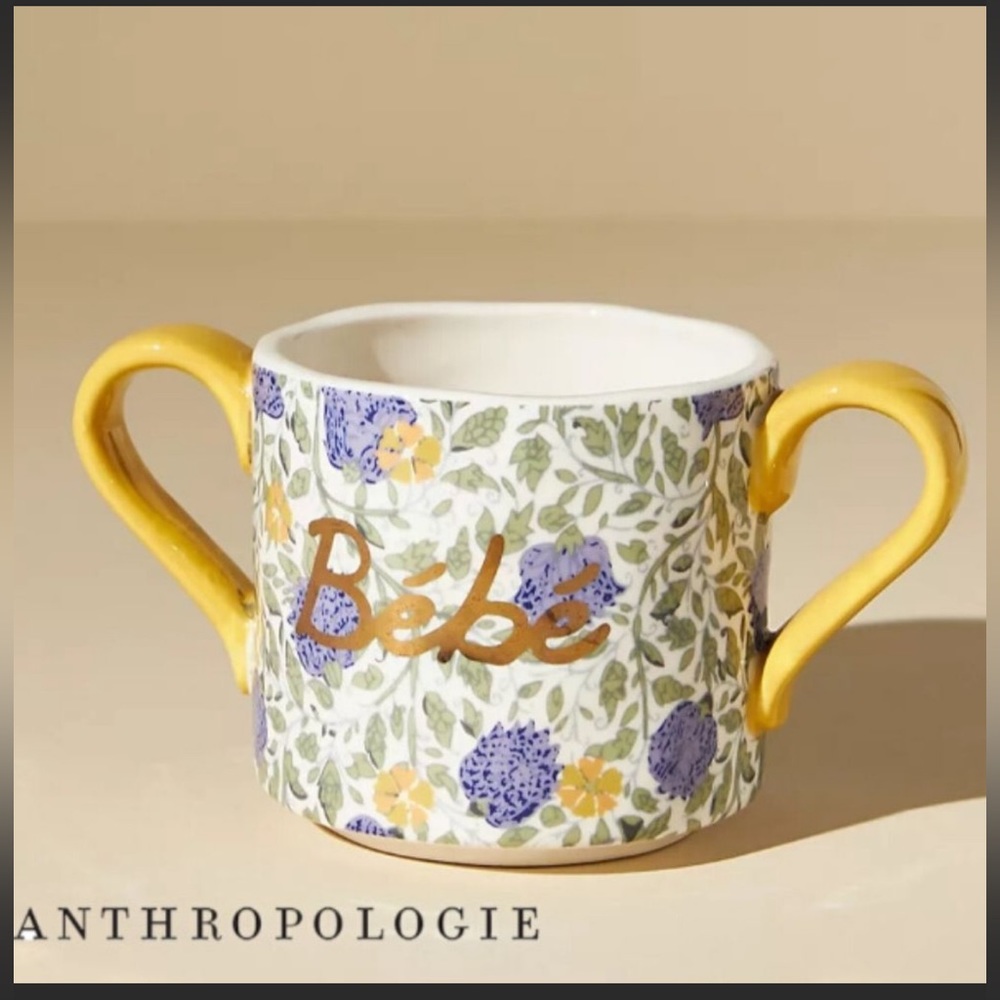 Anthropologie "bebe" Floral Print mug with gold details! ✨NIB✨